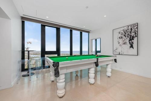 Melbourne City Apartments Panoramic Skyview Penthouse - Tap to explore photos