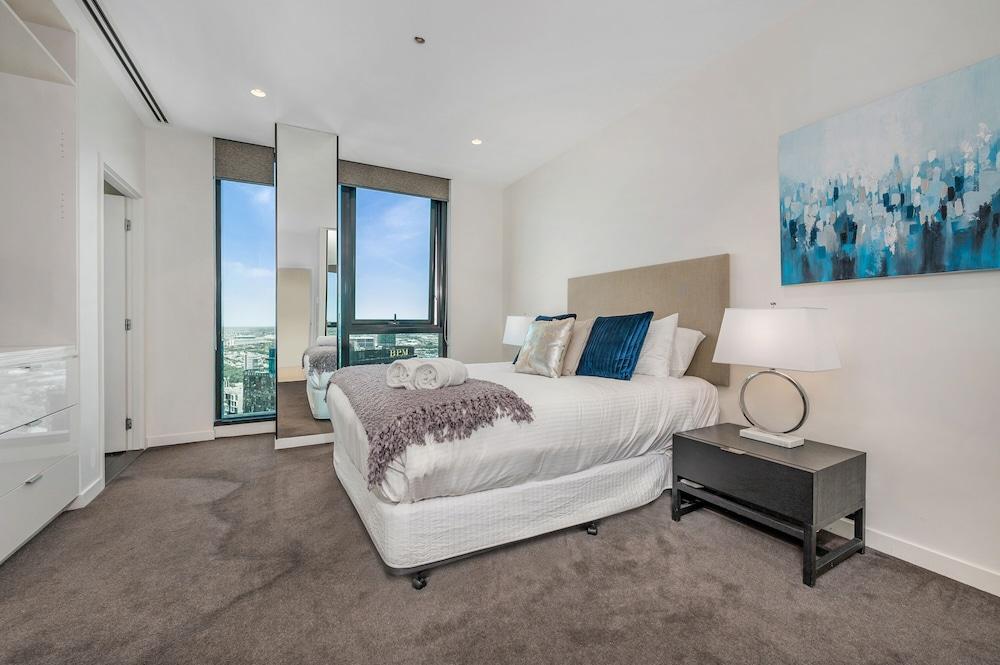 Melbourne City Apartments Panoramic Skyview Penthouse