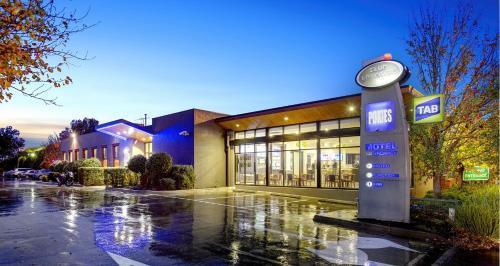 Club Laverton
