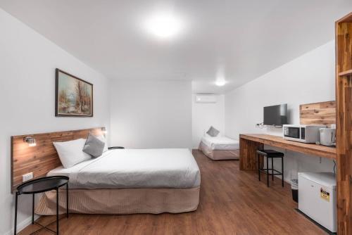Econo Lodge Lilydale Room Type - Family Room
