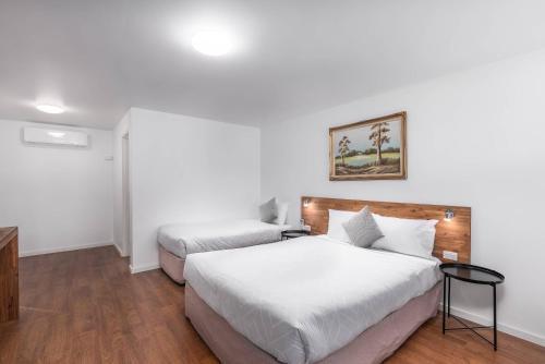 Econo Lodge Lilydale Room Type - Deluxe Twin Room Econo Lodge Lilydale Room Type - Deluxe Twin Room