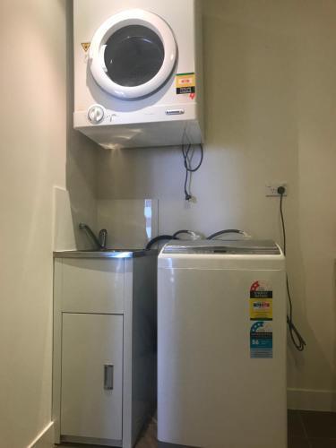New Luxurious Skyview 2Bedroom Apartment Liverpool - Tap to explore photos