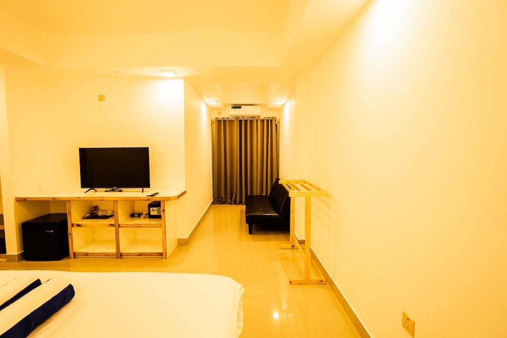 Lagoona Sunset Room Type - Deluxe Double Room with Island View