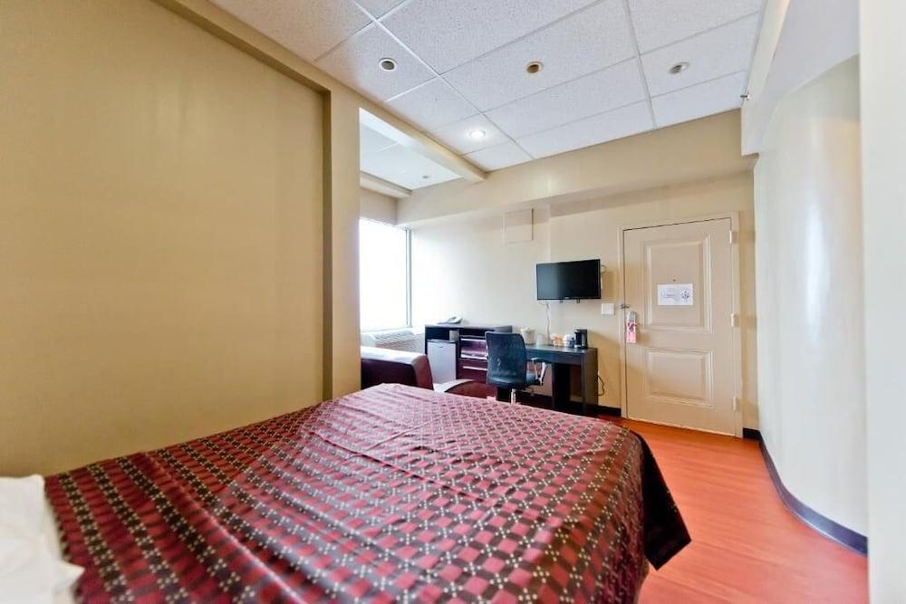 Super Lake Hotel Room Type - Room