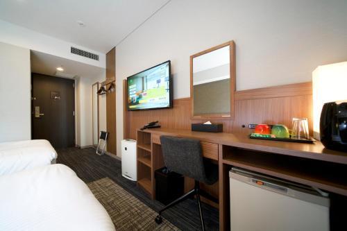 ibis Styles Tokyo Ginza - Tap to explore photos