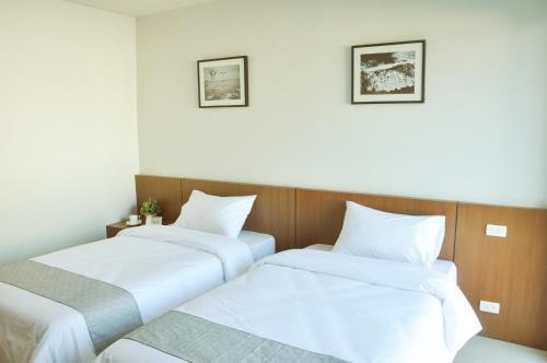24Residence Siriraj Room Type - Standard Twin Room