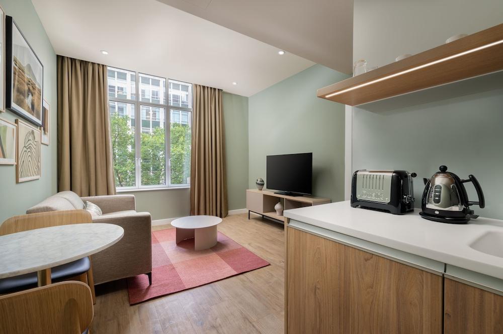 The Lincoln Suites Room Type - Apartment