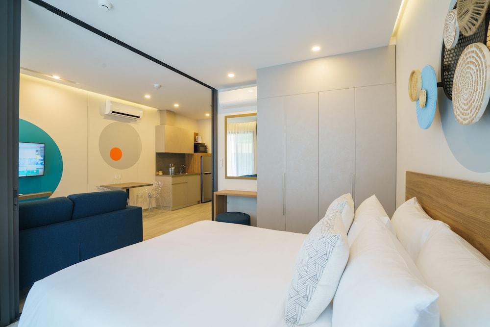 HOMA Phuket Town Room Type - Apartment, 1 Bedroom, Balcony + Free Coworking Space
