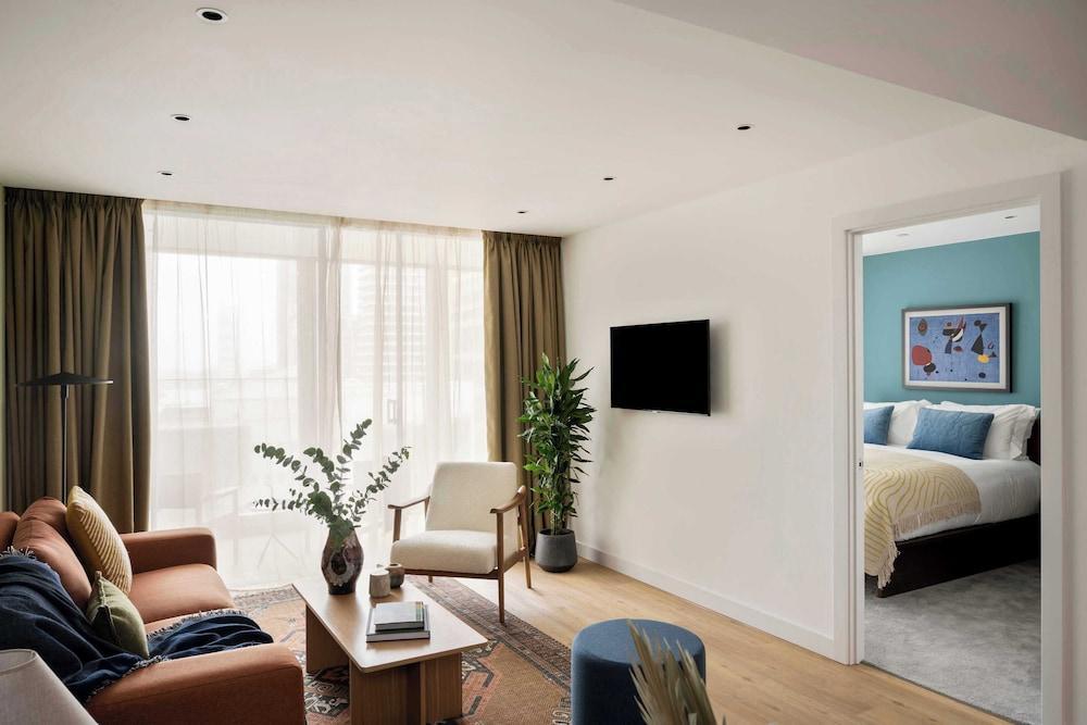 Cove Landmark Pinnacle Room Type - One Bedroom Apartment with Internal Balcony Cove Landmark Pinnacle Room Type - One Bedroom Apartment with Internal Balcony