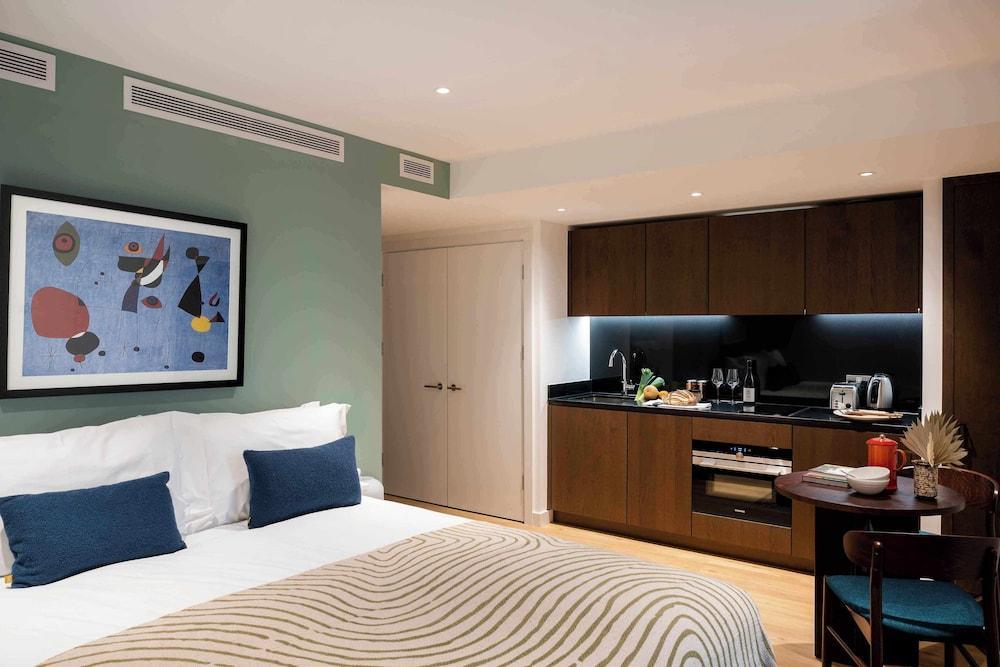 Cove Landmark Pinnacle Room Type - Studio Apartment
