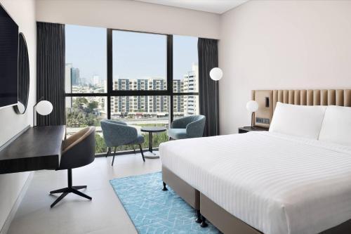 Courtyard by Marriott World Trade Centre, Dubai - Tap to explore photos