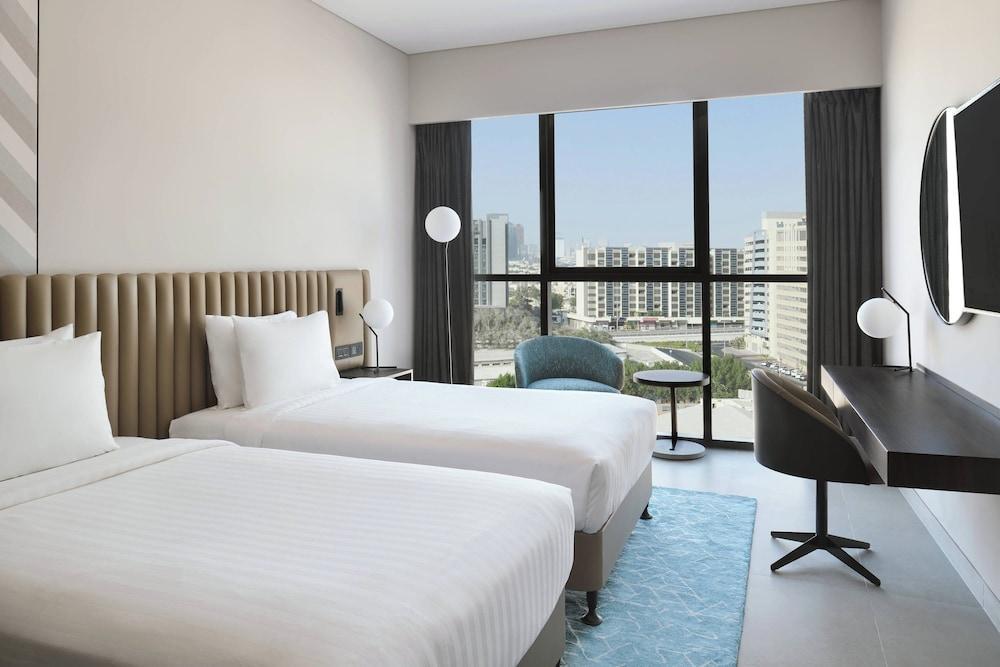 Courtyard by Marriott World Trade Centre, Dubai Room Type - Standard Room, 2 Twin Beds, City View