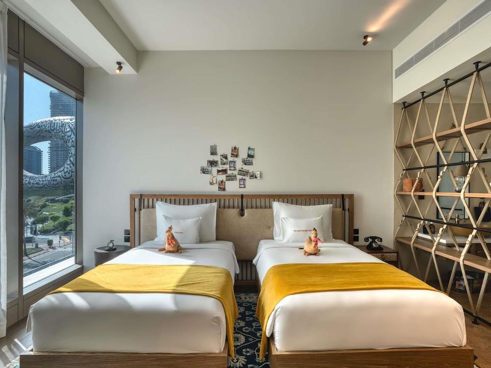 25hours Hotel Dubai One Central Room Type - Large Glamping Room Twin Museum View