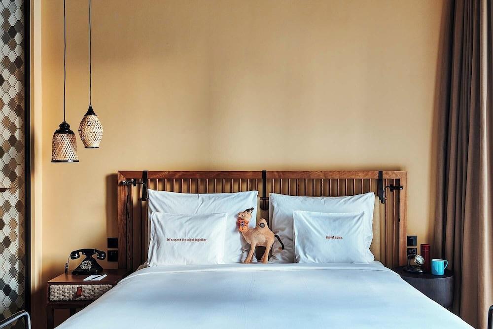 25hours Hotel Dubai One Central Room Type - Medium Bedouin Room