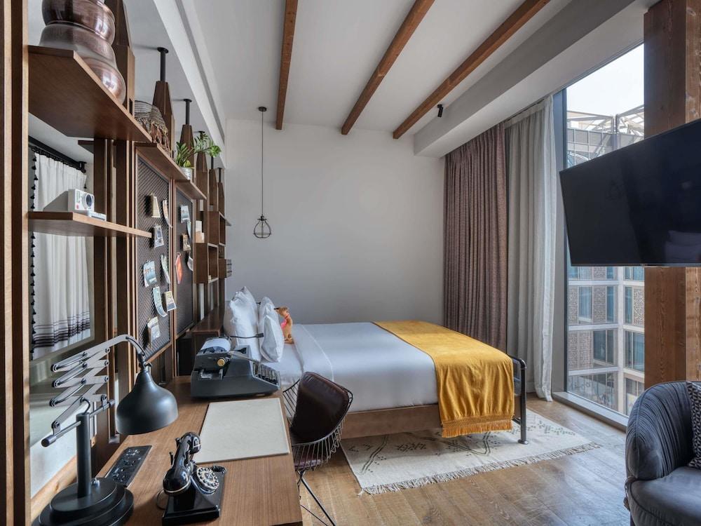 25hours Hotel Dubai One Central Room Type - Medium Farmstay Suite