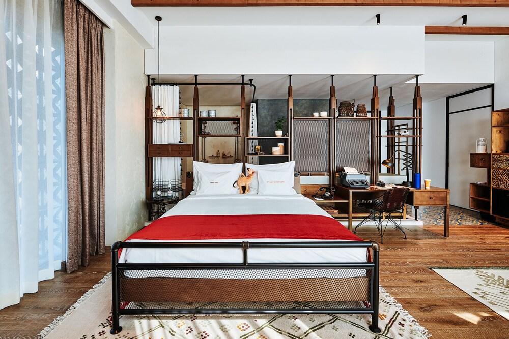 25hours Hotel Dubai One Central Room Type - Large Farmstay Suite Museum View 25hours Hotel Dubai One Central Room Type - Large Farmstay Suite Museum View
