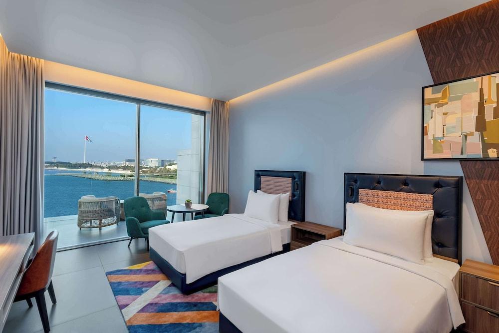 Hyatt Centric Jumeirah Dubai Room Type - Twin Room with Balcony and Sea View with 20% off Food & Soft Beverage
