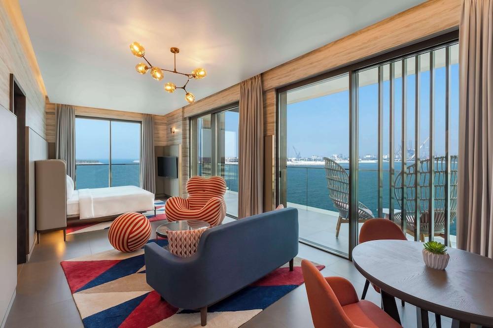 Hyatt Centric Jumeirah Dubai Room Type - Deluxe Room, 1 King Room with 20% off Food & Soft Beverage