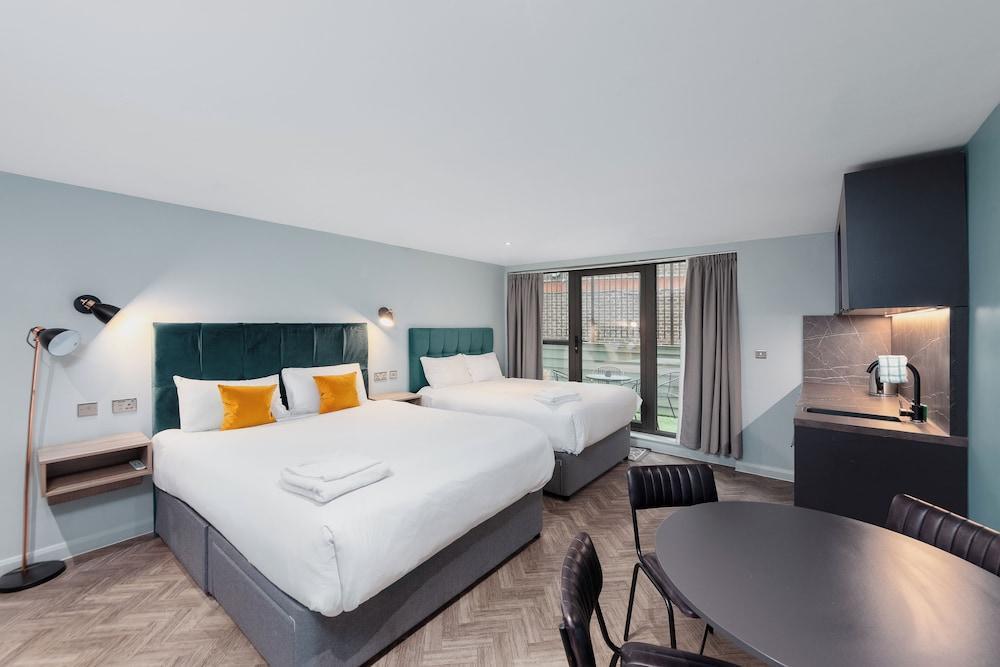 Aptel East Room Type - Family Studio Suite (With Terrace) Aptel East Room Type - Family Studio Suite (With Terrace)