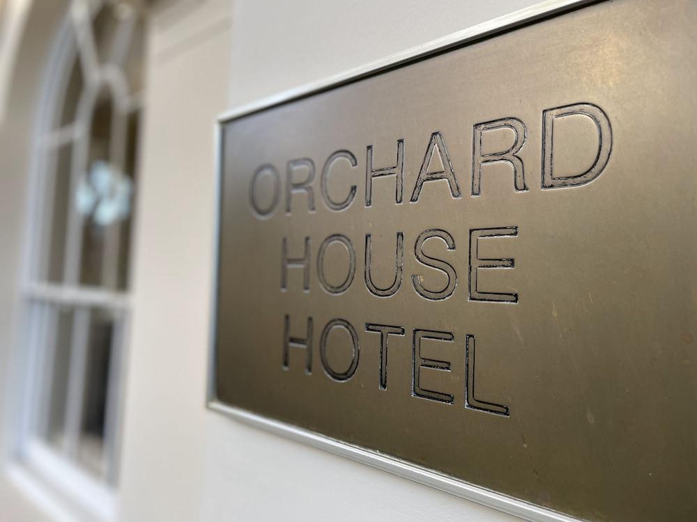 Orchard Hotel - Tap to explore photos