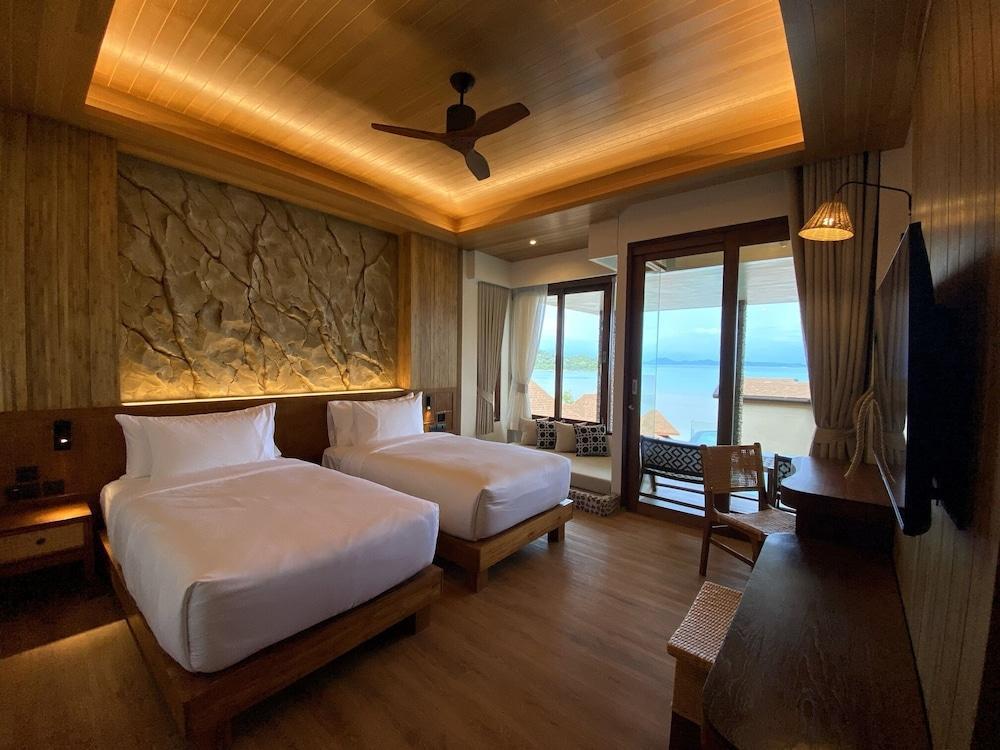 Sinae Phuket Luxury Hotel Room Type - Studio Ocean View Twin beds