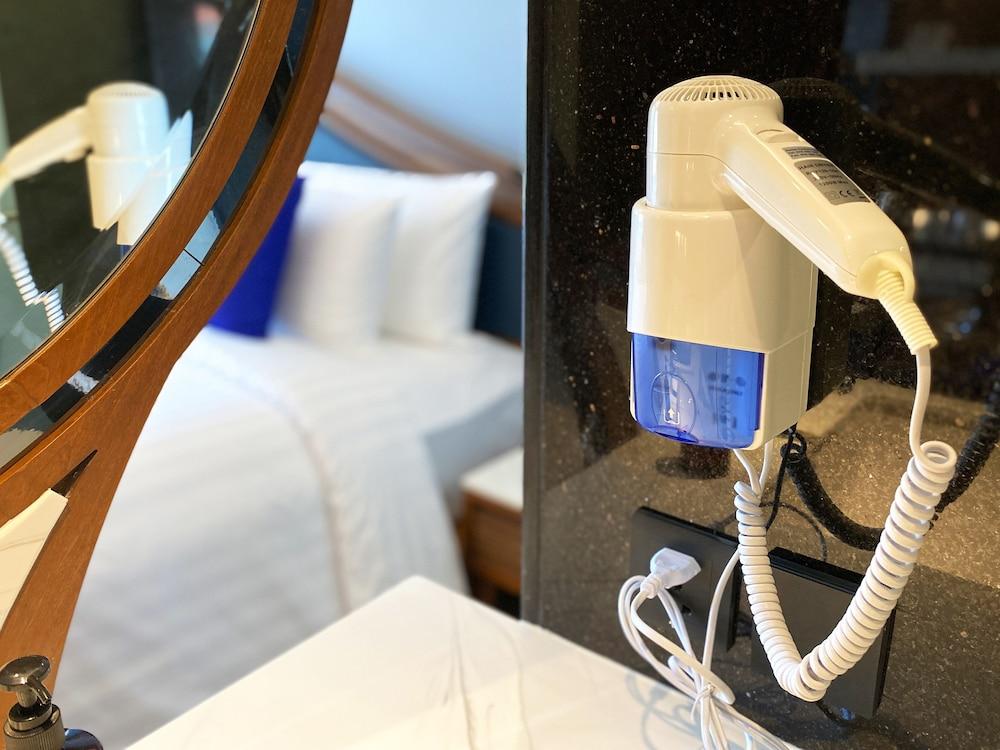 The Oceanic Sportel Phuket - SHA Extra Plus - Tap to explore photos