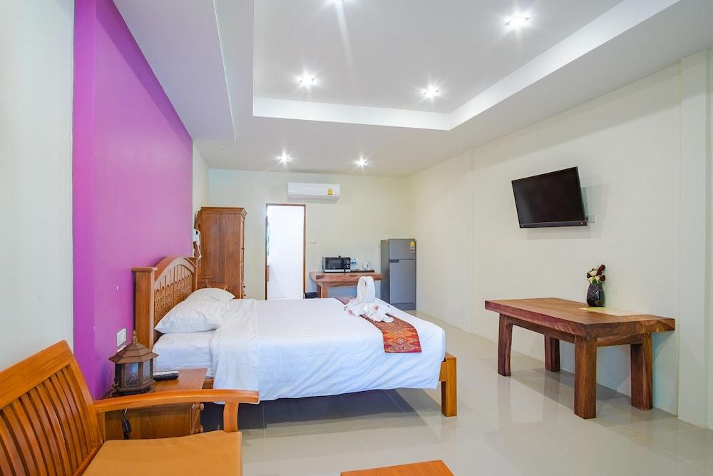 Prayai Changthai Resort - Tap to explore photos