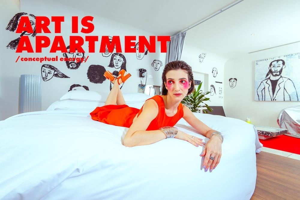 The Fig Lobby Room Type - Art Is Apartment