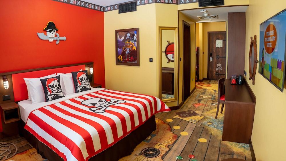 LEGOLAND Hotel Dubai Room Type - Themed Room with Creative Workshops, In-Room Treasure Hunt and Kids Activities