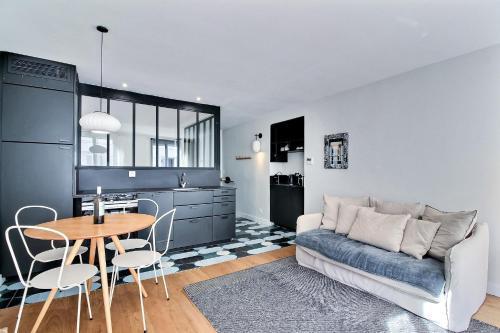 PARISIAN HOME l MONTORGUEIL Room Type - Two-Bedroom Apartment