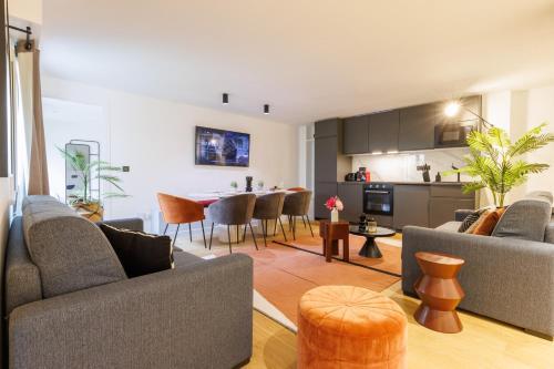 Residence Bastille - Le Marais - Tap to explore photos
