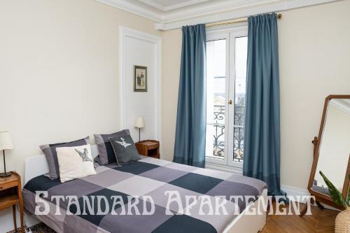 Eiffel Tower view Rose, apartment #2 Room Type - Standard Apartment Eiffel Tower view Rose, apartment #2 Room Type - Standard Apartment