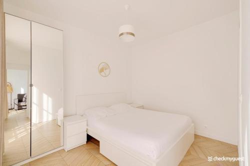 Résidence 1BDR Bastille Room Type - One-Bedroom Apartment Résidence 1BDR Bastille Room Type - One-Bedroom Apartment