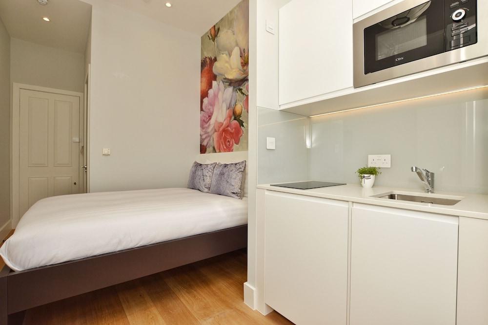 StayPrime Notting Hill Serviced Apartments - Tap to explore photos