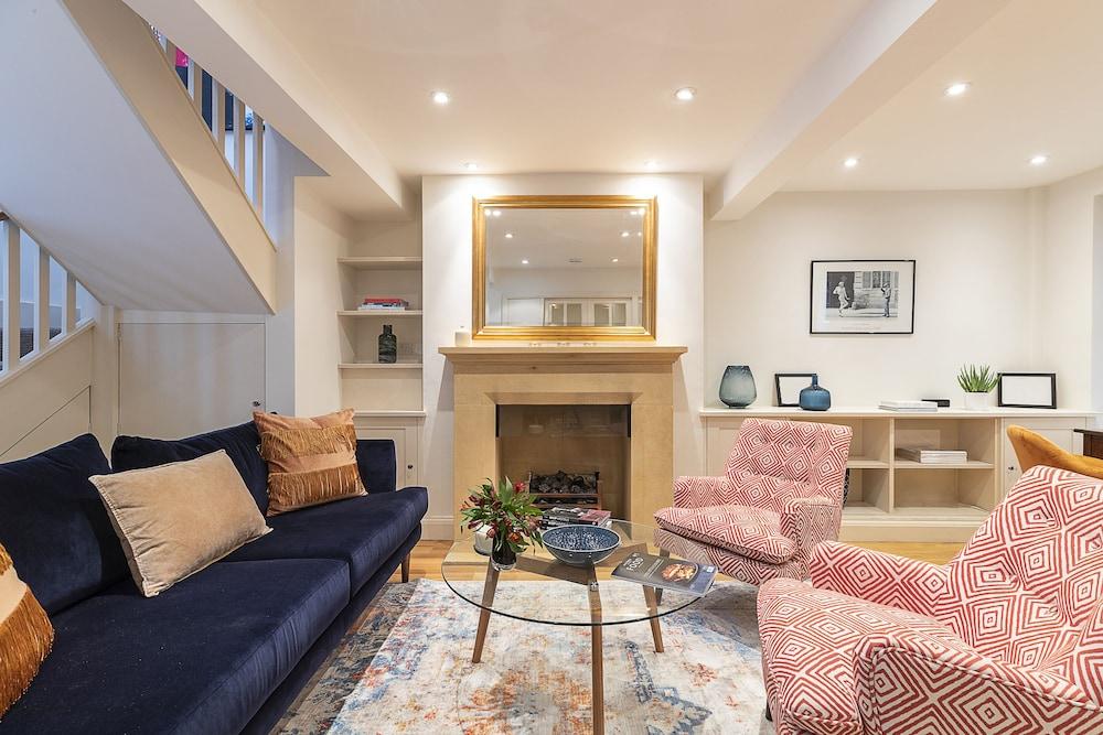 JOIVY Stunning 3BR house near Regents Park& Baker Street - Tap to explore photos