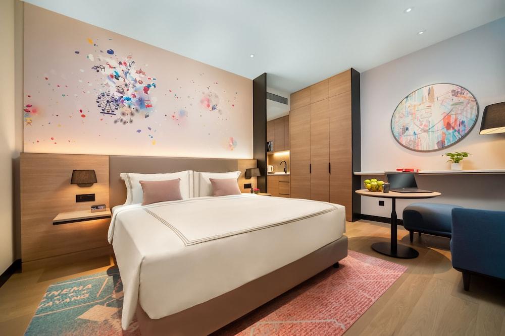 Capri By Fraser Bukit Bintang Room Type - Deluxe Studio, 1 King Bed