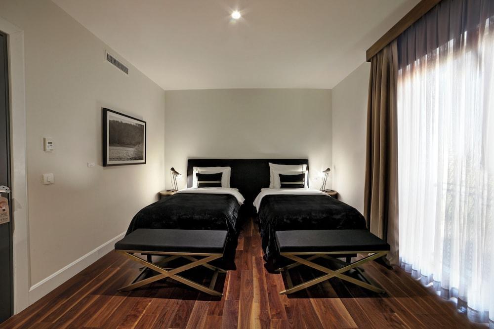 39 Kalamis Marina Hotel Room Type - Standard Room