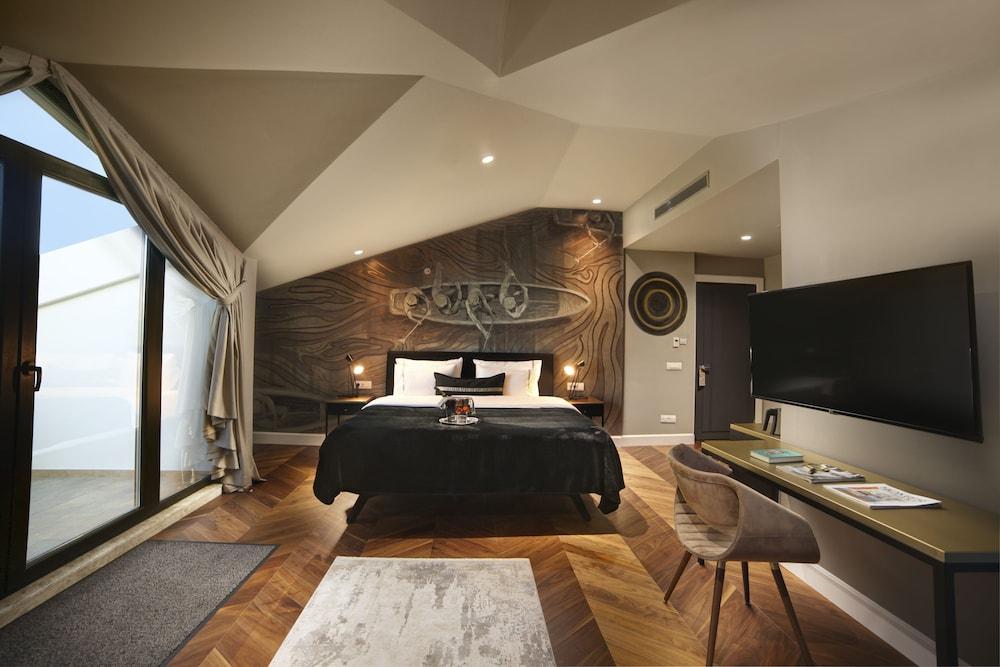 39 Kalamis Marina Hotel Room Type - Terrace Loft Room