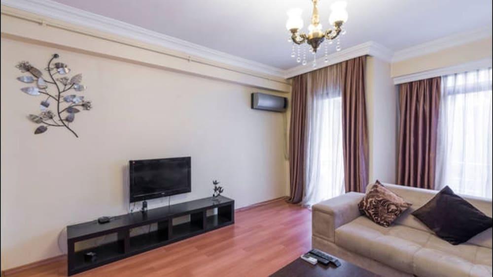 Istanbul Babil Apartments - Tap to explore photos