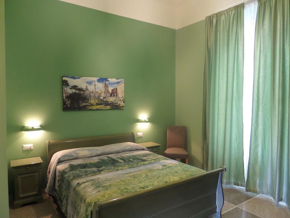 Al 325 rooms ai Fori - Tap to explore photos