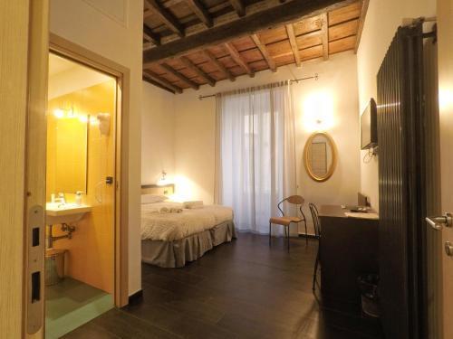 House Monti 1875 Room Type - Deluxe Double Room with Extra Bed