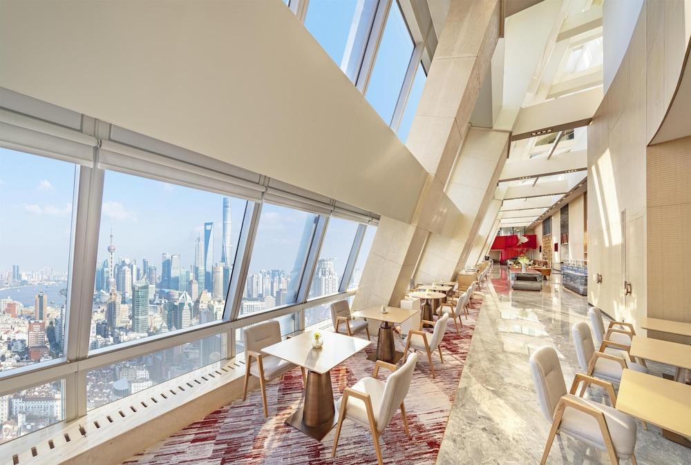 Conrad Shanghai by Hilton Room Type - TWIN EXECUTIVE ROOM