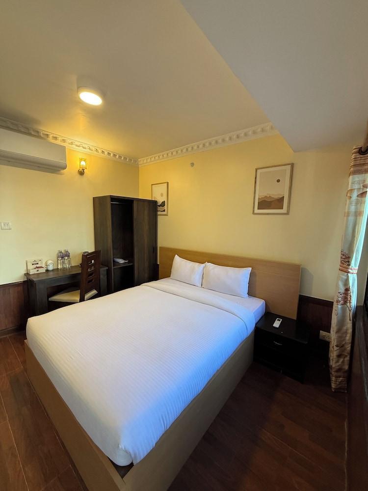 Boudha Mandala Room Type - Deluxe Double Room