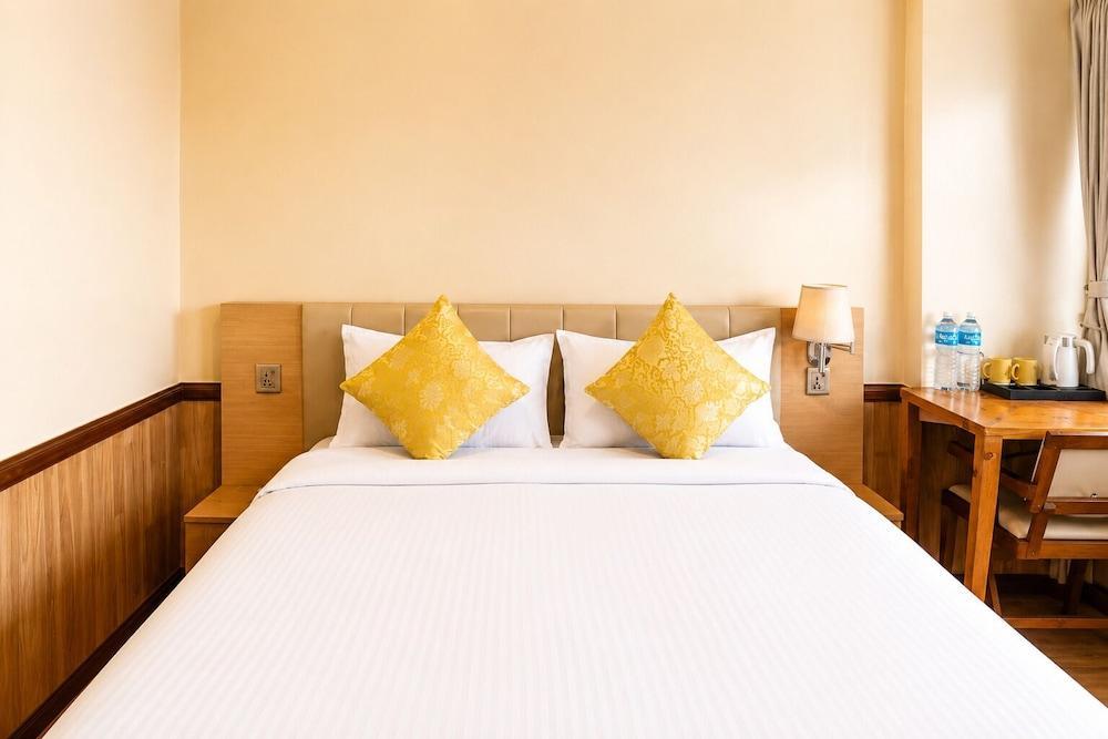 Boudha Mandala Room Type - Deluxe Double Room