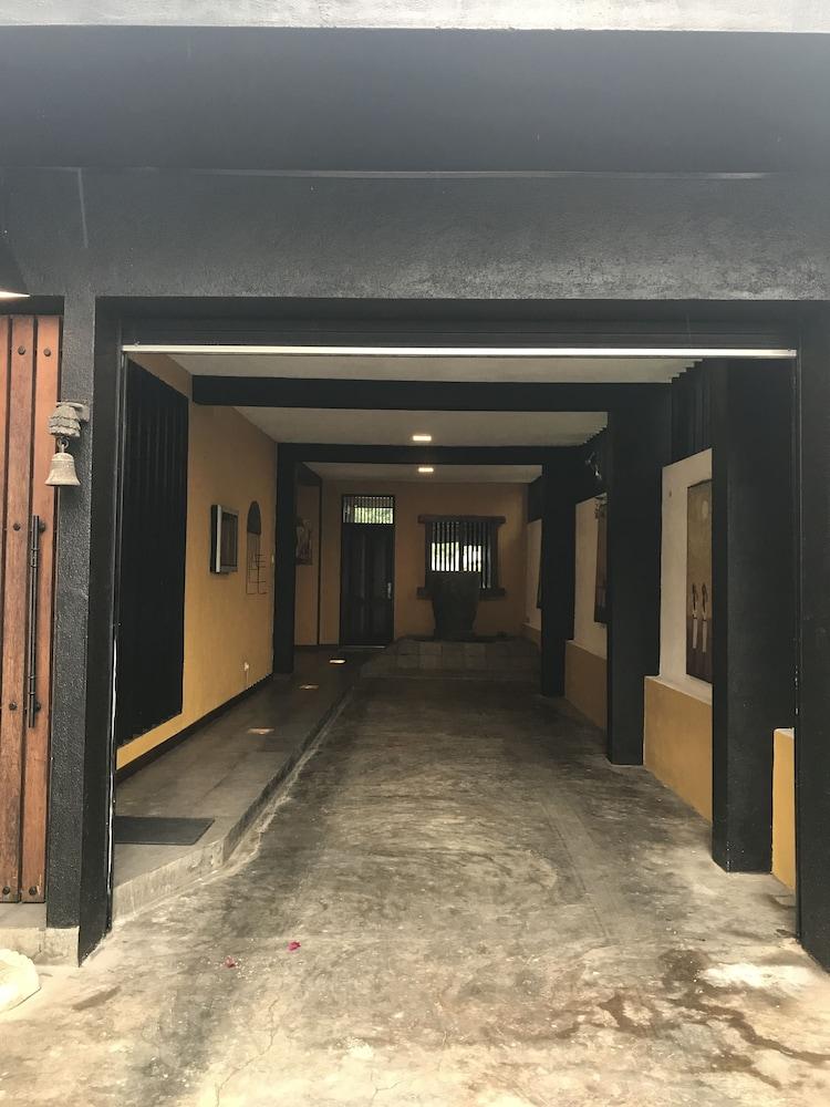 Villa Colombo Five