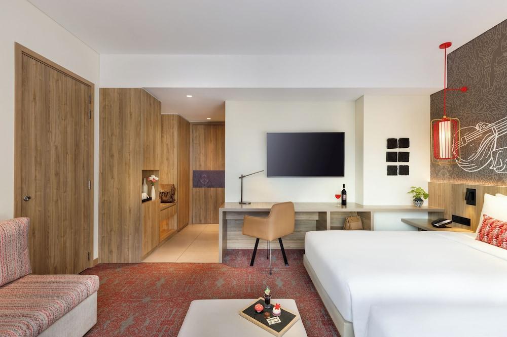 Hyatt Centric Soalteemode Kathmandu Room Type - 1 KING BED SOFA BED DELUXE Hyatt Centric Soalteemode Kathmandu Room Type - 1 KING BED SOFA BED DELUXE