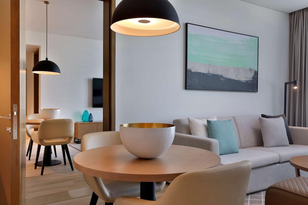 DoubleTree by Hilton Abu Dhabi Yas Island Residences Room Type - THREE BEDROOM APARTMENT