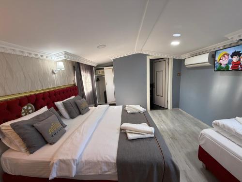 Rhythm Hotel Room Type - Triple Room