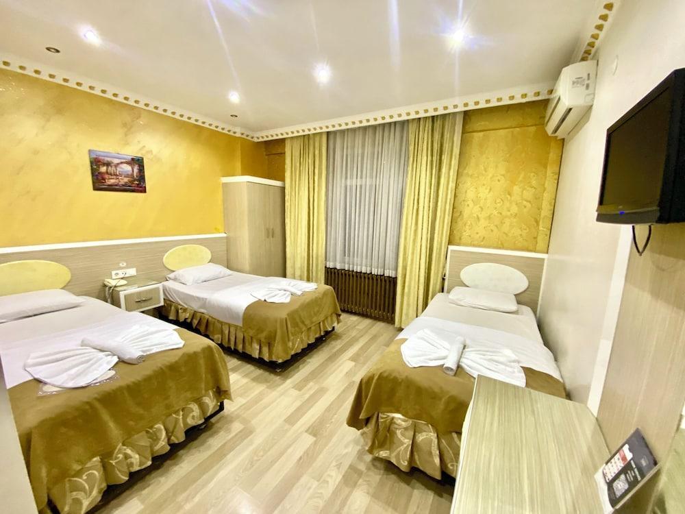 Grand Oral Hotel Room Type - Standard Triple Room