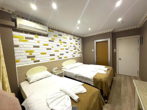 Grand Oral Hotel Room Type - Standard Double Room